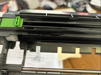 Behebung von Tintenlecks in Tonerkartuschen-Druckern